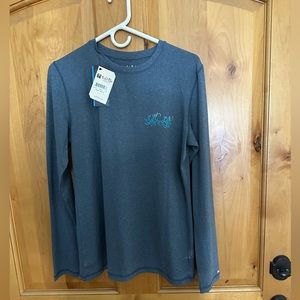 Large Women’s Salt Life Shirt